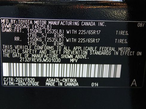 Used 2018 Toyota RAV4 LE w/ All Weather Liner Package FWD image 15