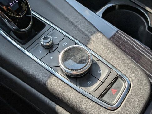 Used 2022 Cadillac Escalade ESV Sport image 27