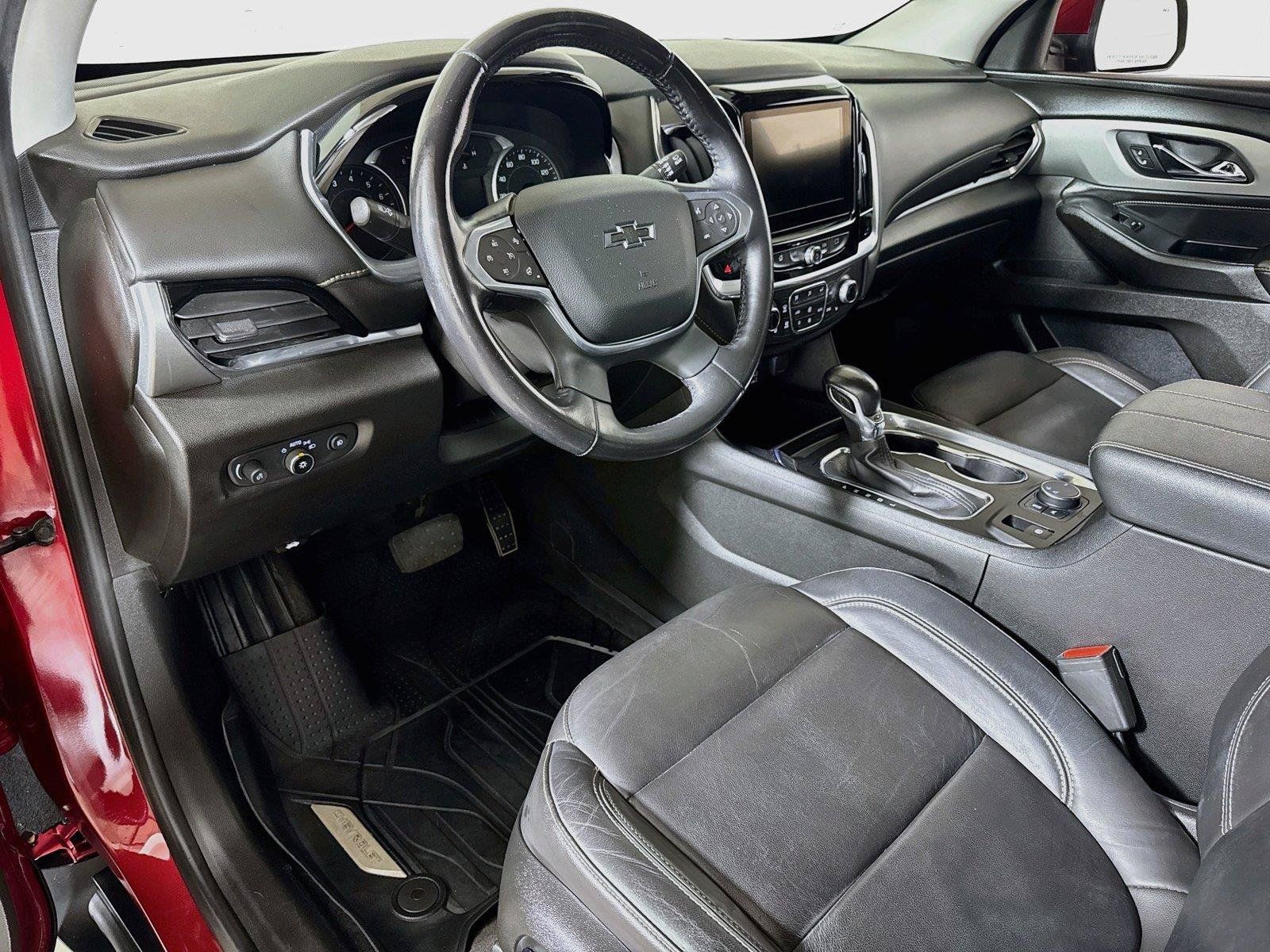 Used 2021 Chevrolet Traverse RS FWD image 7