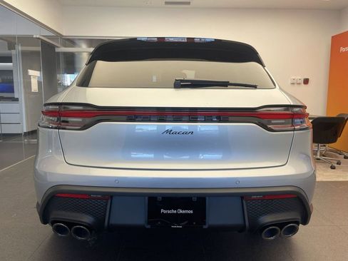 New 2026 Porsche Macan AWD/4WD image 9