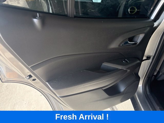 Used 2024 Chevrolet Trax ACTIV w/ Sunroof Package FWD image 14