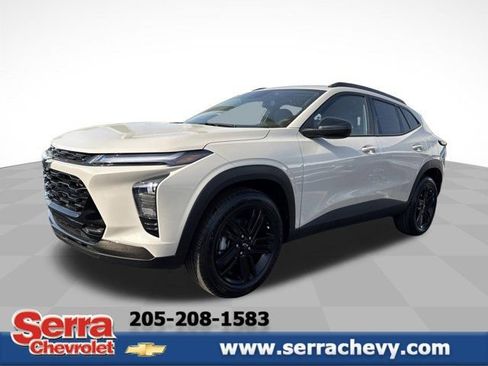 New 2026 Chevrolet Trax ACTIV w/ Driver Confidence Package image 1