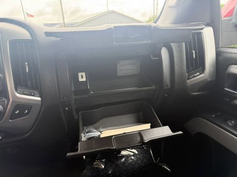 Used 2018 Chevrolet Silverado 1500 LT w/ All Star Edition AWD/4WD image 34