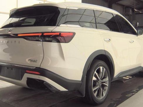 Certified 2023 INFINITI QX60 Luxe w/ Vision Package image 5