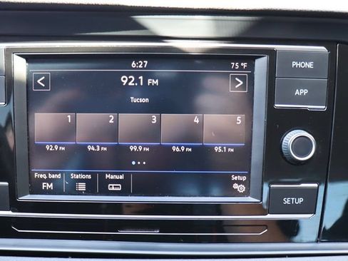 Used 2019 Volkswagen Jetta SE FWD image 46