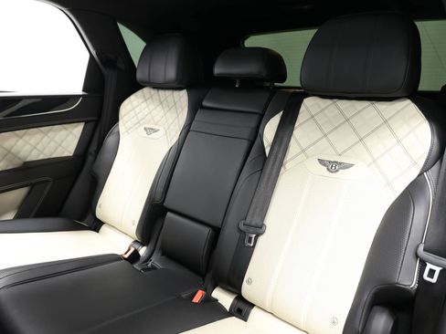 Used 2021 Bentley Bentayga w/ First Edition Specification AWD/4WD image 67