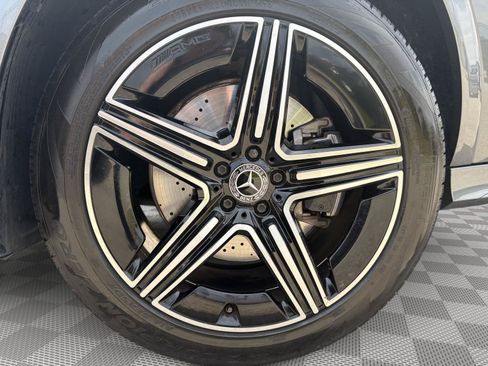 Used 2025 Mercedes-Benz GLE 350 4MATIC image 9