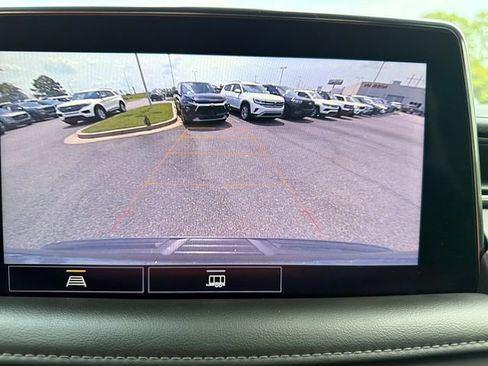 Used 2021 Chevrolet Tahoe Z71 AWD/4WD image 30