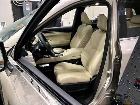 Used 2025 INFINITI QX60 Luxe w/ Vision Package AWD/4WD image 21