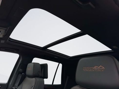 New 2026 Chevrolet Tahoe High Country AWD/4WD image 23