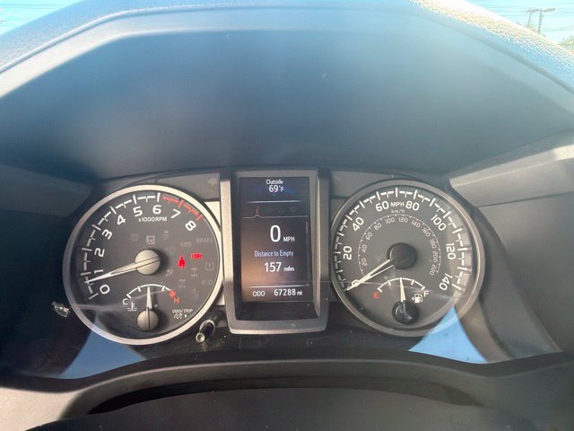 Used 2022 Toyota Tacoma TRD Sport AWD/4WD image 20