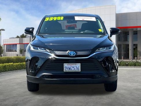 Used 2023 Toyota Venza LE AWD/4WD image 11