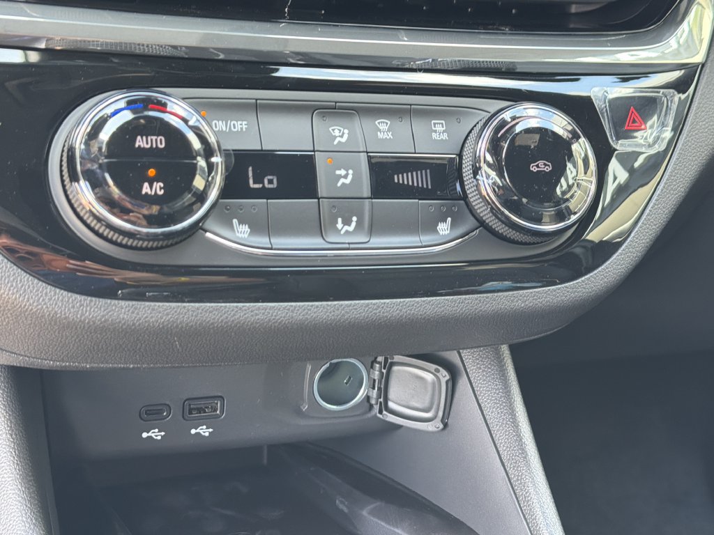New 2026 Buick Envista Sport Touring w/ Convenience I Package FWD image 26