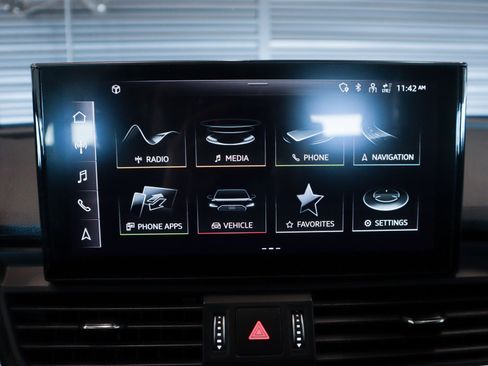 Used 2023 Audi Q5 2.0T Premium Plus image 23