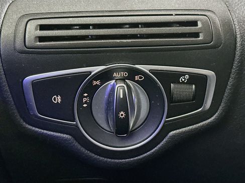 Used 2020 Mercedes-Benz GLC 300 4MATIC image 16