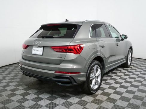 Used 2022 Audi Q3 2.0T Premium w/ Convenience Package image 3