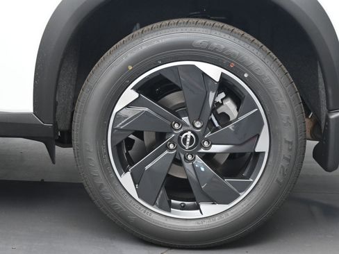 New 2026 Nissan Rogue SV image 22