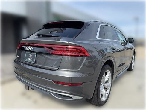 Used 2019 Audi Q8 Premium Plus image 9