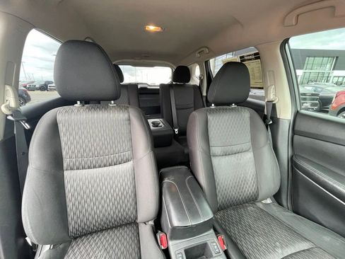 Used 2019 Nissan Rogue SV w/ Premium Package image 27