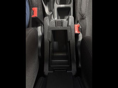 Used 2022 Ford EcoSport SE w/ SE Convenience Package image 12