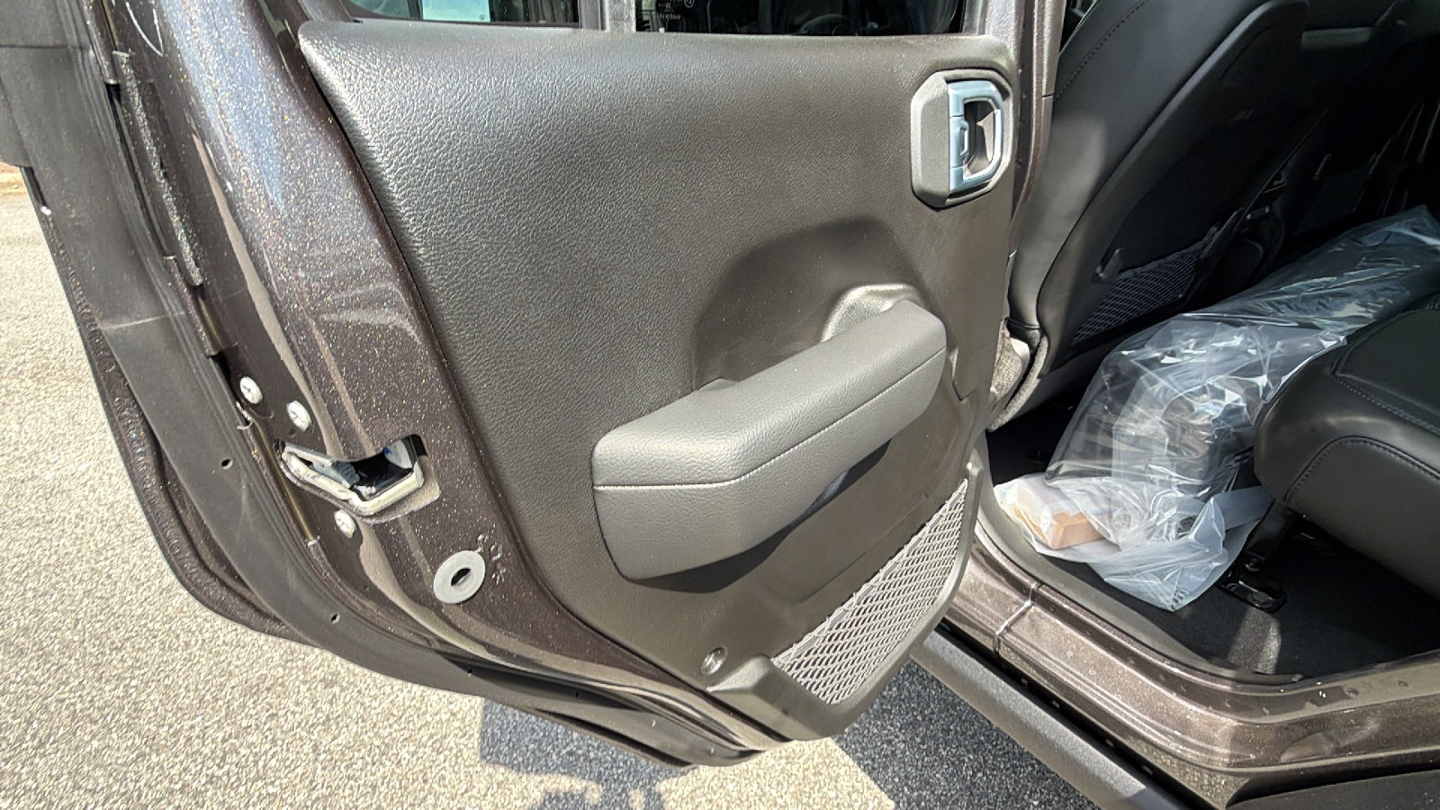 New 2027 Jeep Wrangler Unlimited Rubicon 392 AWD/4WD image 18