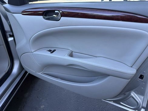 Used 2007 Buick Lucerne CX FWD image 25