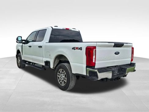 Certified 2025 Ford F250 XLT AWD/4WD image 16