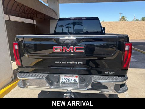 Used 2025 GMC Sierra 2500 SLT w/ SLT Premium Package AWD/4WD image 5