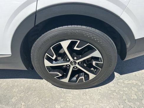 Certified 2024 Kia Sportage EX FWD image 13