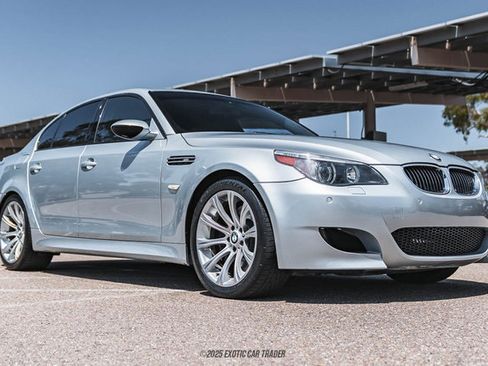 Used 2006 BMW M5 image 12
