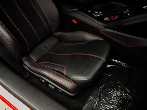 Used 2016 Lamborghini Huracan LP 610-4 AWD/4WD image 38