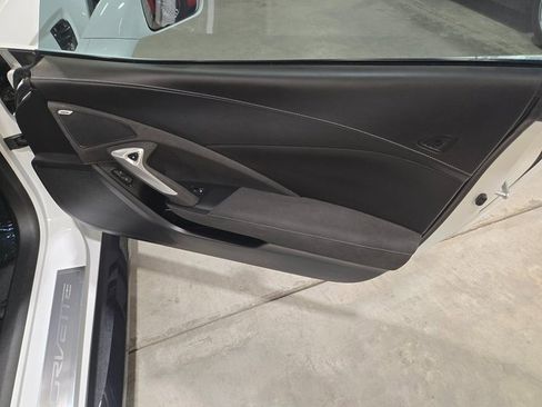 Used 2017 Chevrolet Corvette Z06 image 39