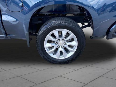Used 2022 Chevrolet Silverado 1500 Custom RWD image 11