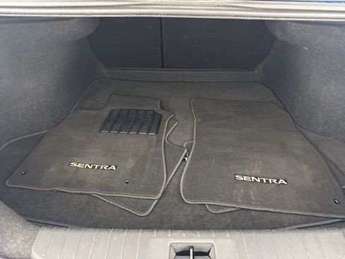 Used 2025 Nissan Sentra SV image 31