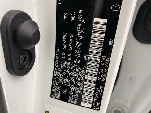 Certified 2023 Lexus GX 460 Premium w/ Premium Package image 38