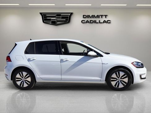 Used 2018 Volkswagen e-Golf SEL Premium image 6