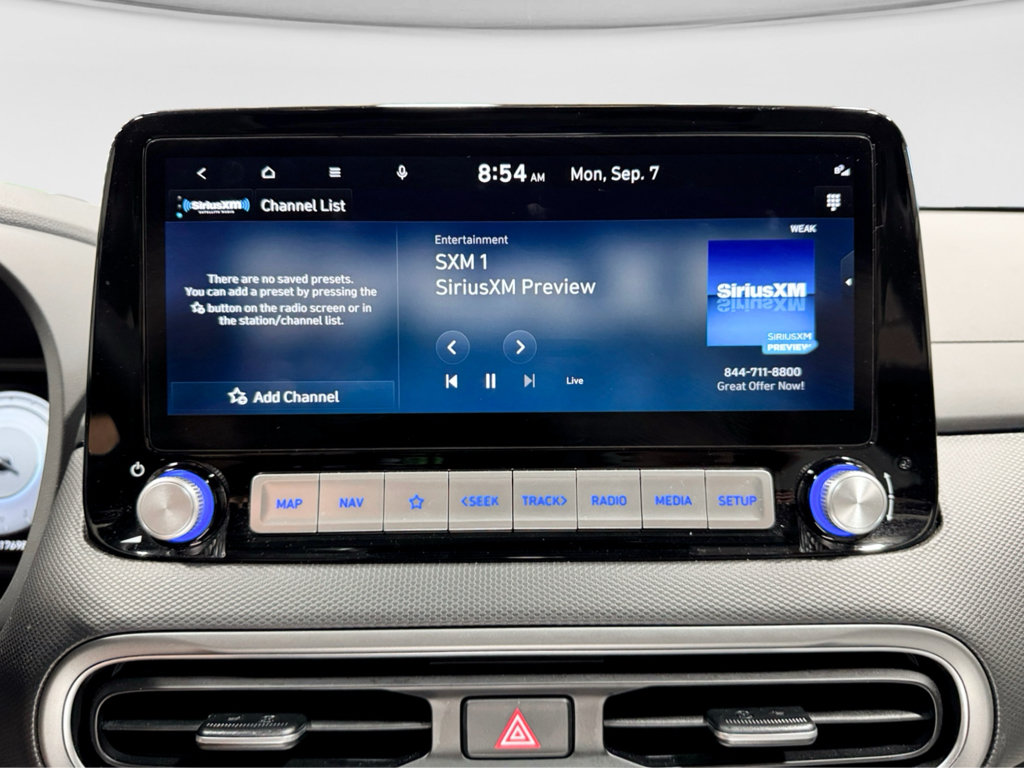 Used 2023 Hyundai Kona Limited w/ Cargo Package FWD image 12