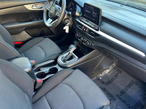 Used 2024 Kia Forte LXS image 18