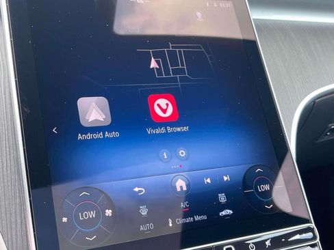 New 2026 Mercedes-Benz C 300 4MATIC Sedan image 26