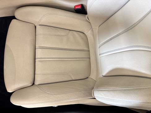 Used 2018 BMW 530e w/ Premium Package 2 image 23