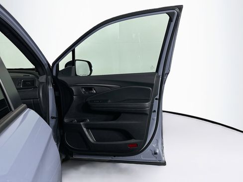 Used 2022 Honda Pilot Sport image 32