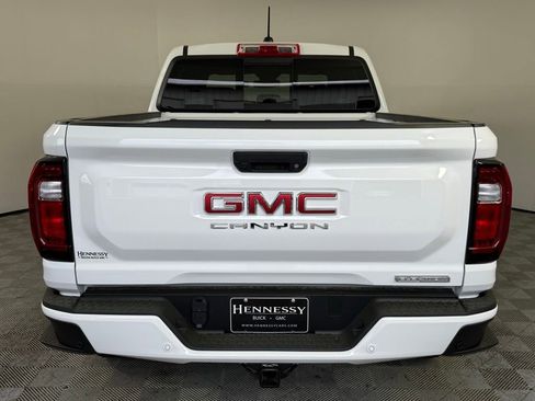 New 2025 GMC Canyon Elevation w/ Convenience Package image 4