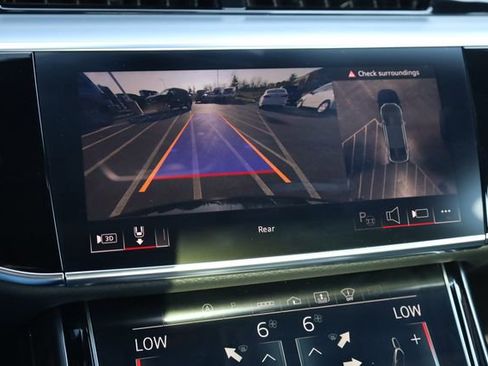 Used 2024 Audi A8 L 3.0T w/ Comfort Plus Package image 18