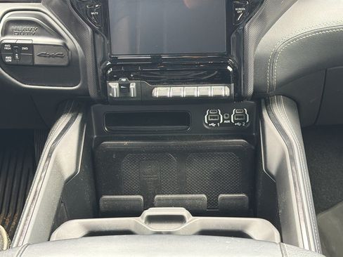 Used 2023 RAM 2500 Limited AWD/4WD image 20