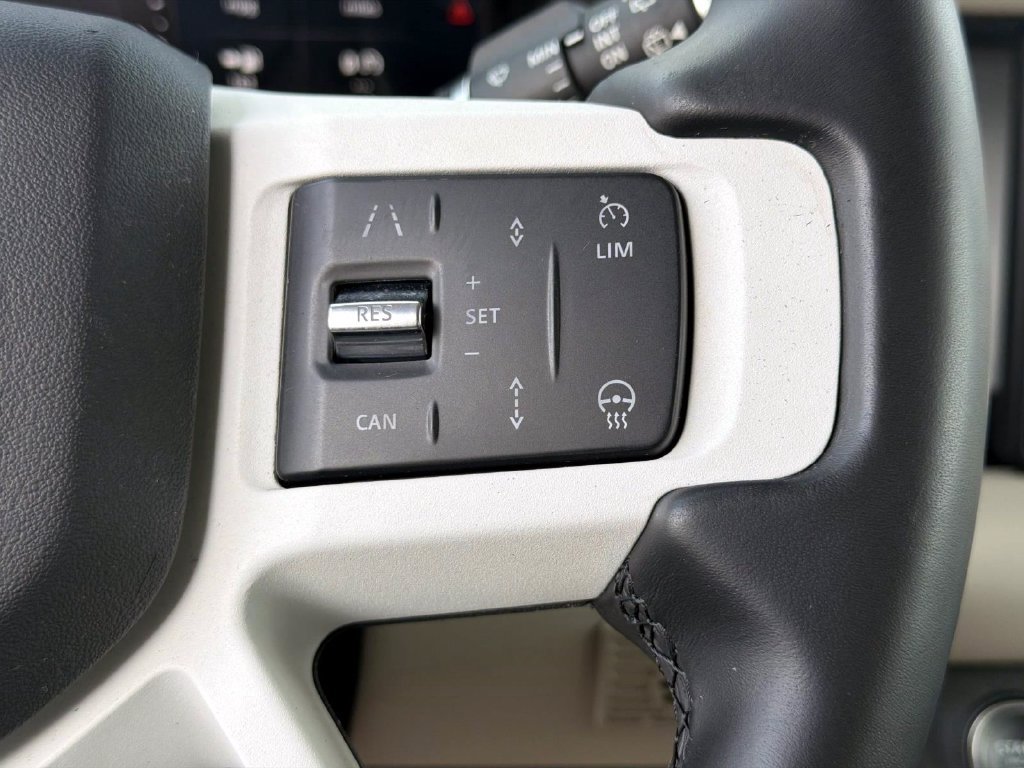 Used 2024 Land Rover Defender 110 S AWD/4WD image 29
