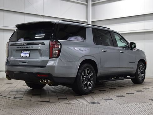 Used 2024 Chevrolet Suburban Z71 w/ Off-Road Capability Package AWD/4WD image 8