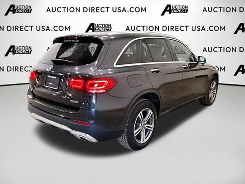 Used 2021 Mercedes-Benz GLC 300 image 7