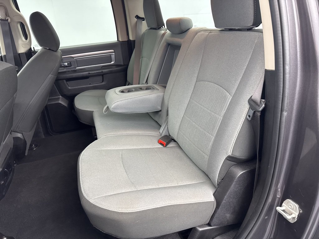Used 2023 RAM 1500 Classic SLT w/ Protection Group AWD/4WD image 33