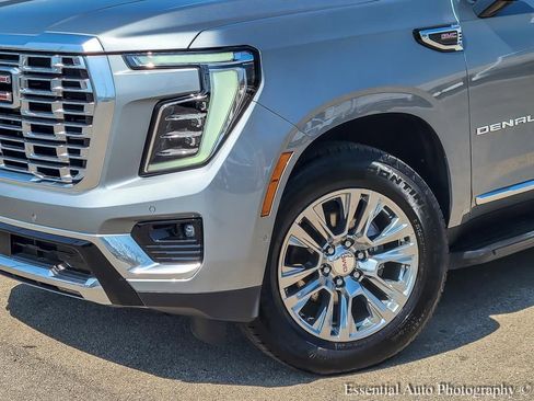Used 2025 GMC Yukon Denali image 3