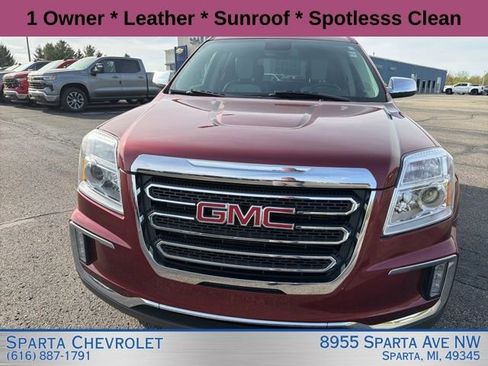 Used 2017 GMC Terrain SLT w/ Open Road Package FWD image 8